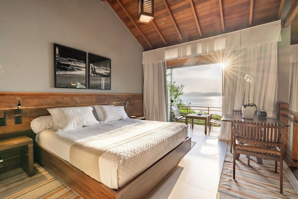 Bungalow (Anhatomirim)