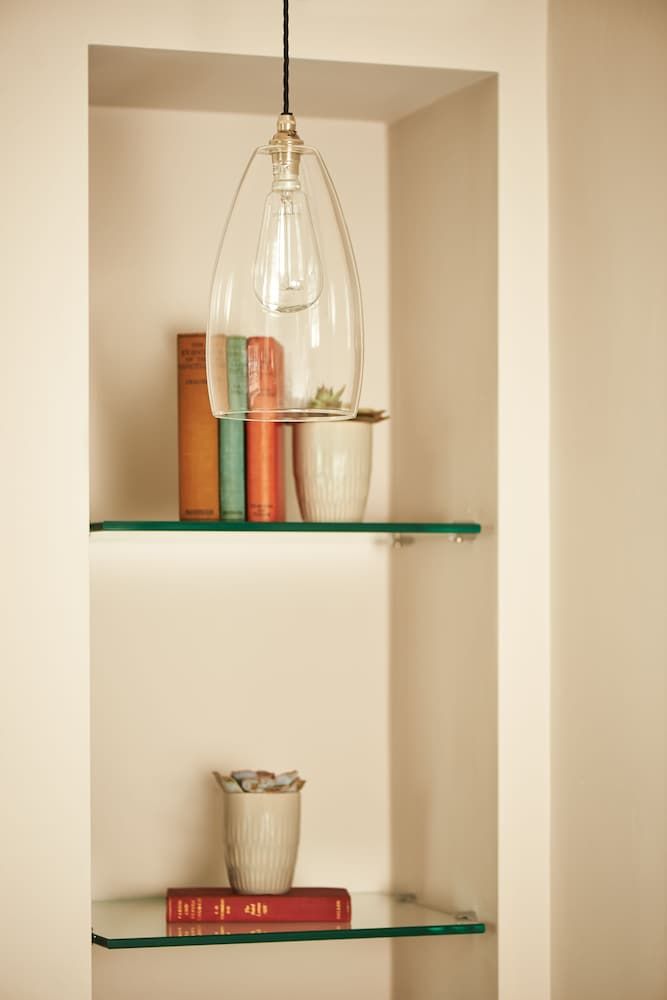 The Bull and The Hide Suite 9