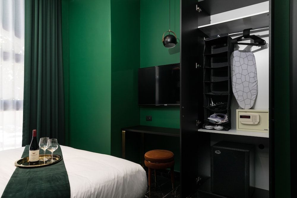 Joseph Hotel TLV Classic Room 18