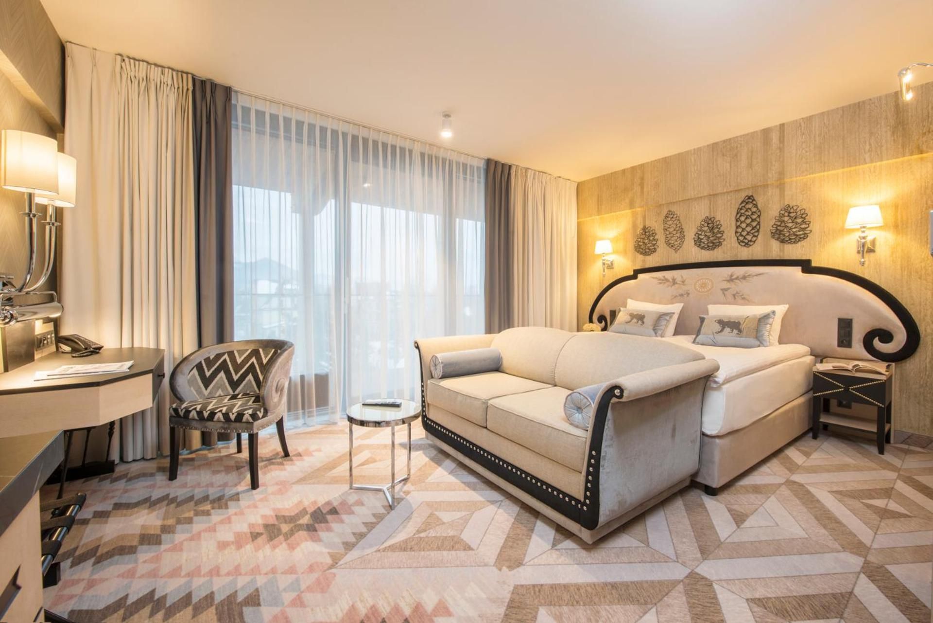 Premium Double or Twin Room with Mountain View