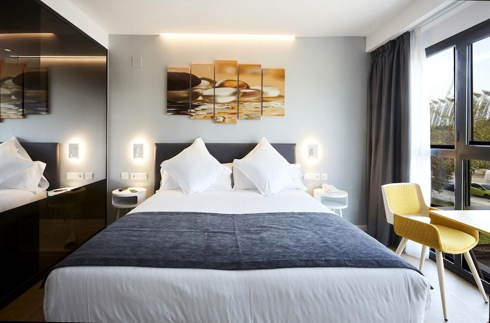 Sercotel Valencia Alameda 41 Standard Double Room, City View 10