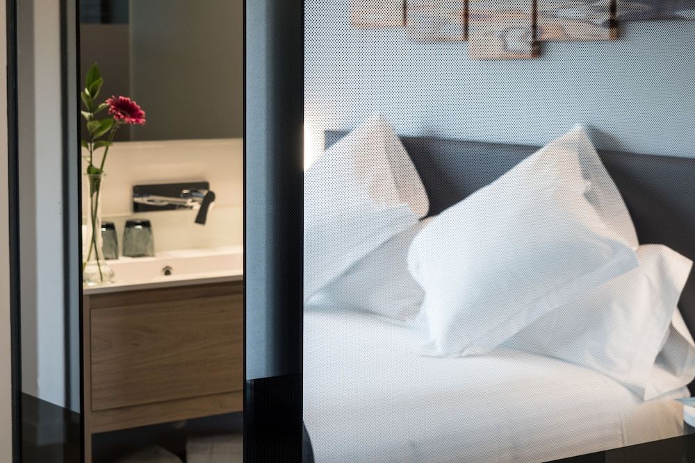 Sercotel Valencia Alameda 41 Standard Double Room, City View 3