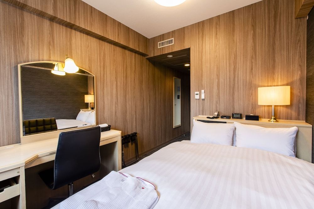 Standard Double Room, Smoking