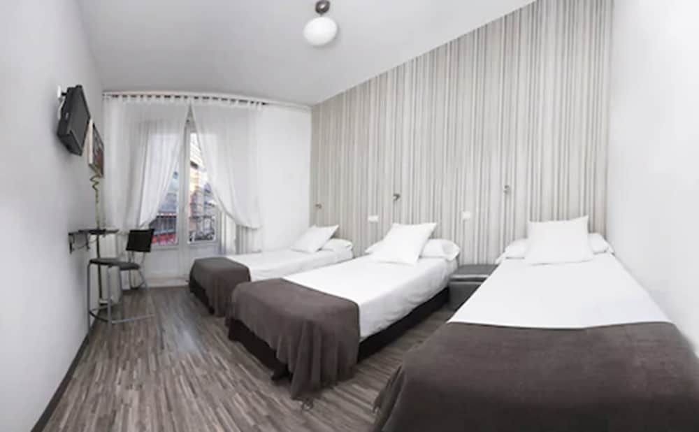 undefined Hostal Gala 5