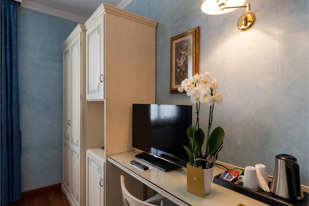 Phi Hotel Canalgrande Superior Double Room 19