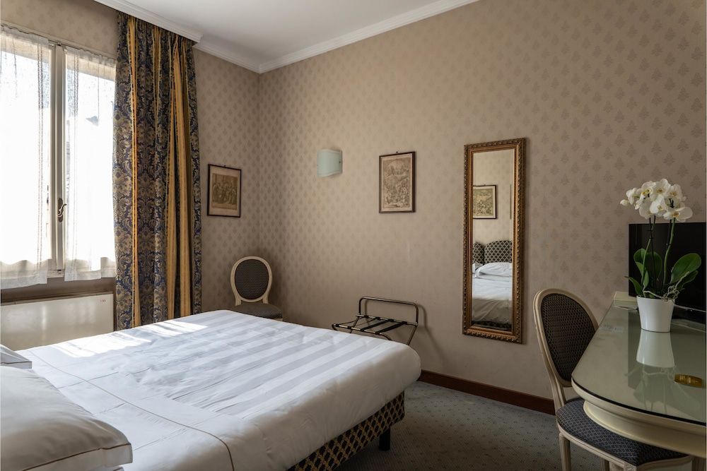 Phi Hotel Canalgrande Classic Double Room 3