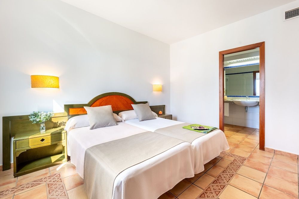 Apartment, 1 Bedroom (2 Adults + 2 Children)