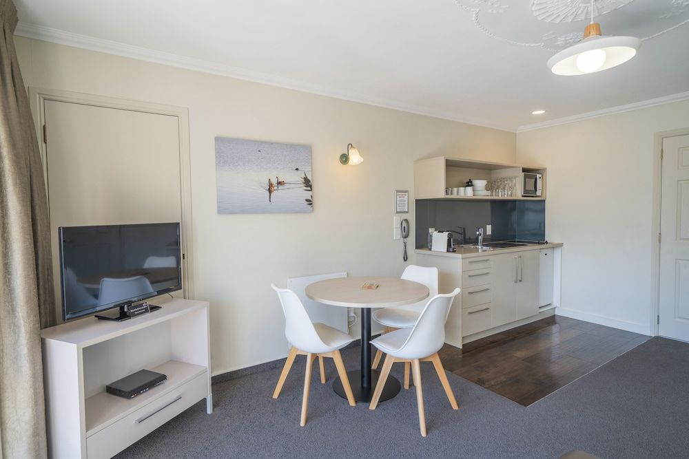 Interconnecting Family Suites