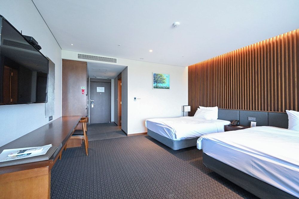 Hotel Susung (Breakfast Included) Lake view Junior Suite Twin