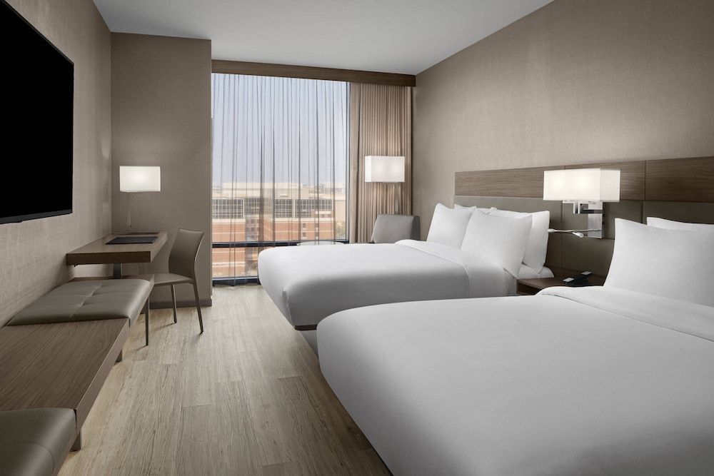 Room, 2 Queen Beds, Non Smoking