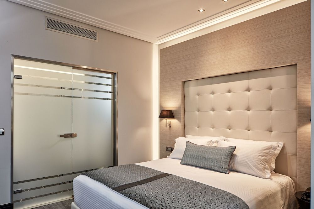 Antigon Urban Chic Hotel Comfort Double Room, Balcony 2