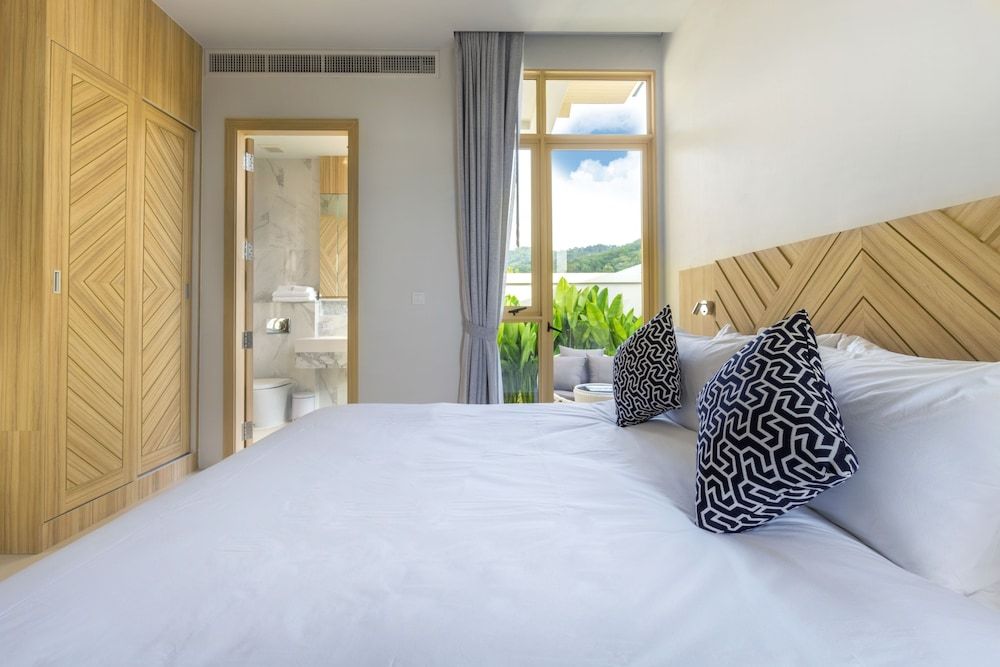 Himmapana Luxury Villas 2-Bedroom Villa with Private Pool and Children Pool 2