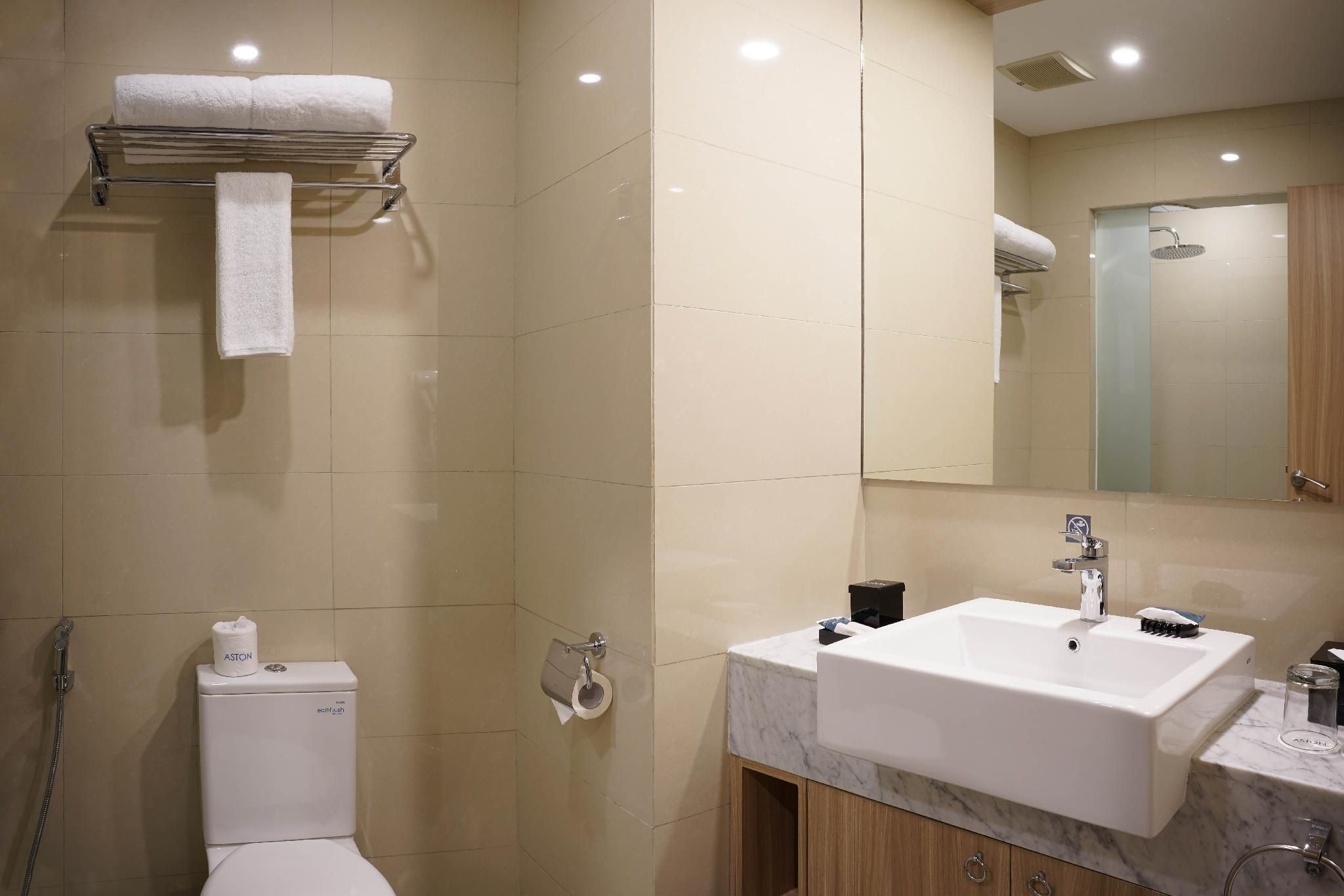 undefined Aston Kemayoran City Hotel 8