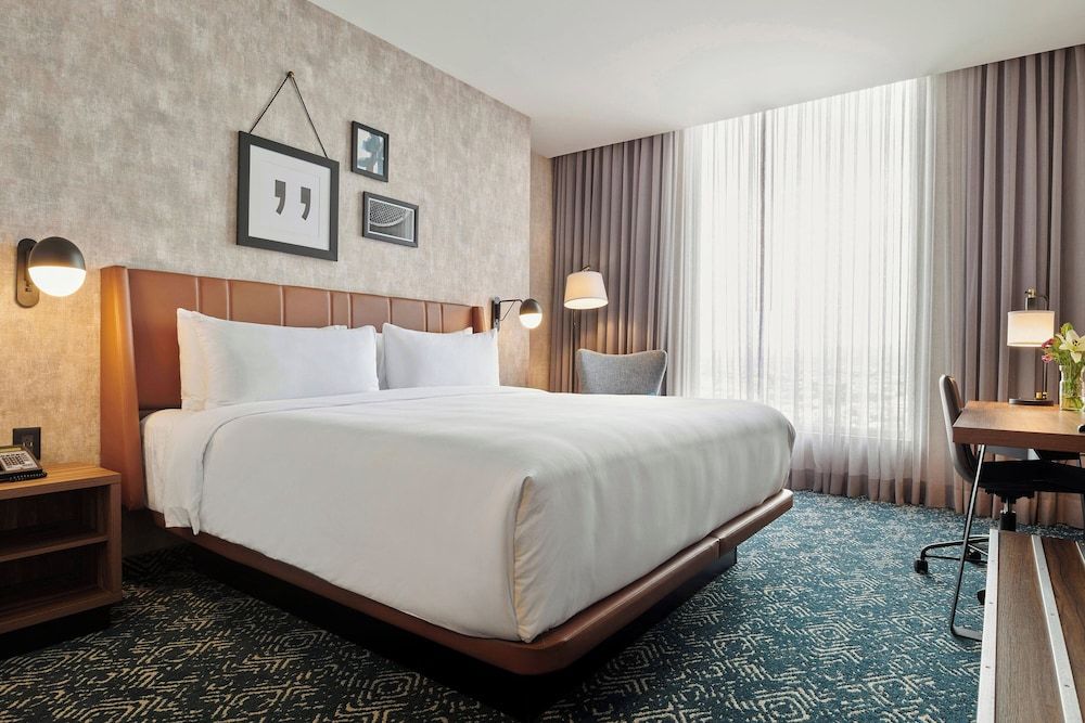 Traditional Room, 1 King Bed, Non Smoking