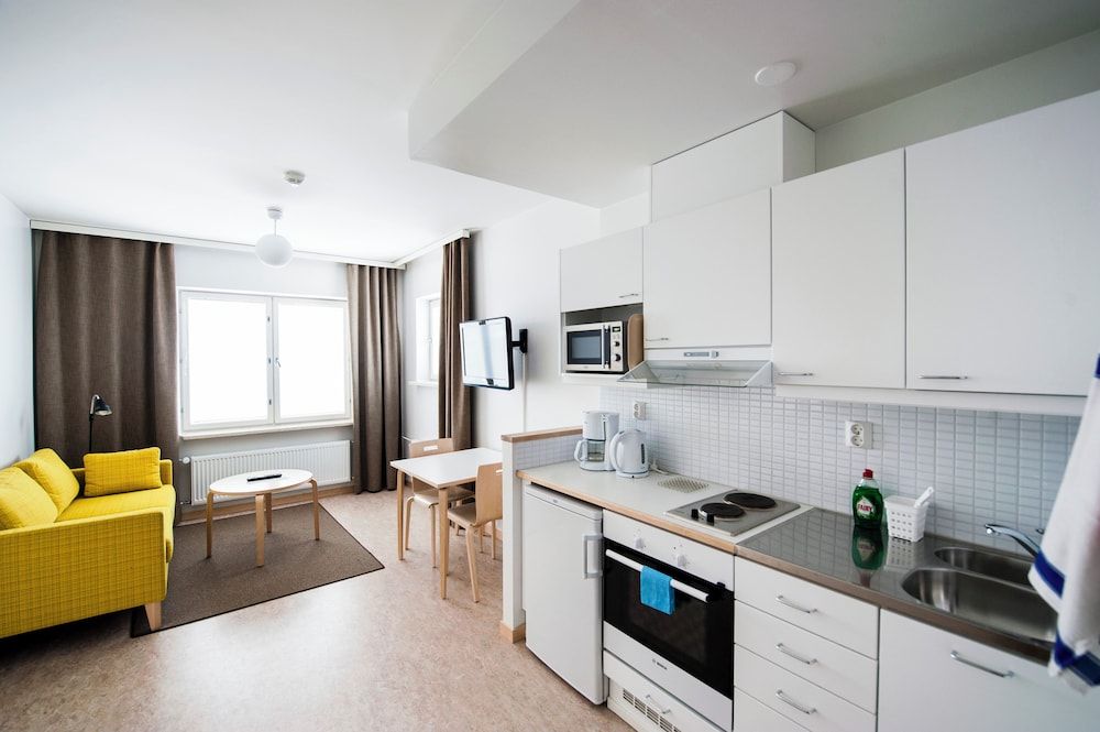 Töölö Towers Standard Twin Room, 1 Bedroom, Kitchen 6