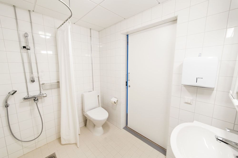 Töölö Towers Standard Twin Room, 1 Bedroom, Kitchen 2