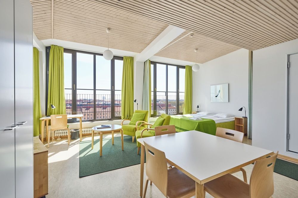 Töölö Towers Penthouse, 1 Queen Bed, Kitchenette 4