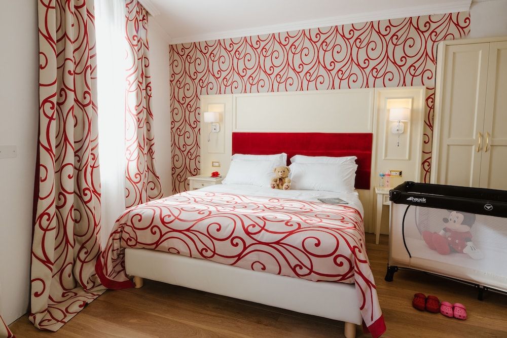 Hotel Città di Parenzo Superior Double Room 4