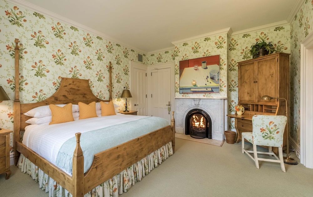 Inns of Aurora Resort & Spa Premier Room, 1 King Bed (E.B. Morgan House Premier King)