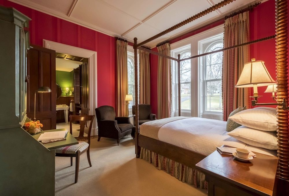Deluxe Room, 1 Queen Bed, Accessible (E.B. Morgan House Deluxe Queen ADA)