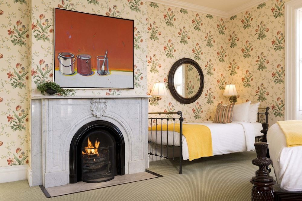 Inns of Aurora Resort & Spa Premier Room, 1 King Bed, Lake View (E.B. Morgan House Lake View King)