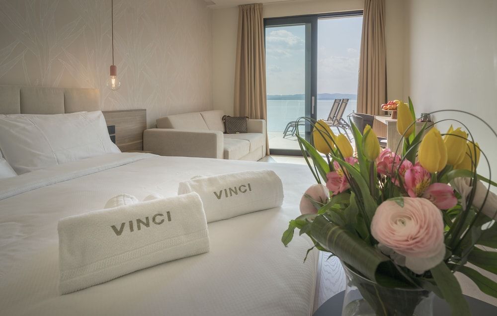 Hotel Vinci Sirmione Junior Suite, Lake View 2