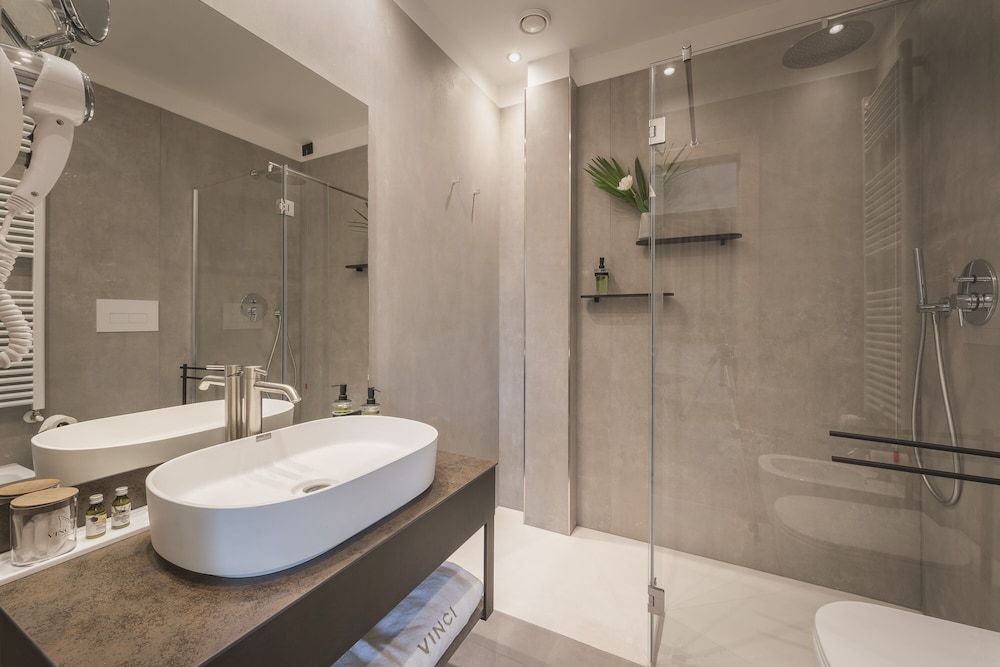 Hotel Vinci Sirmione Junior Suite, Garden View 3