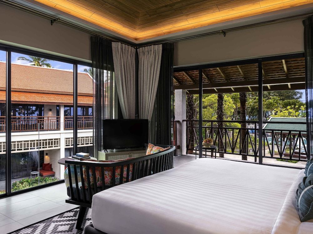 Deluxe Room, 1 King Bed