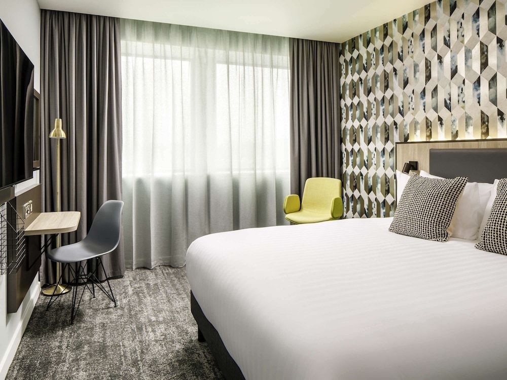 undefined Mercure Newport Hotel