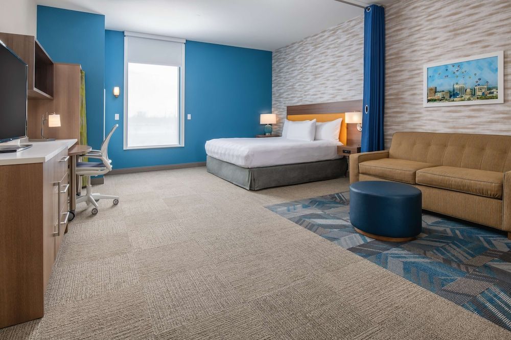 Studio, 1 King Bed, Accessible, Bathtub (Mobility & Hearing)