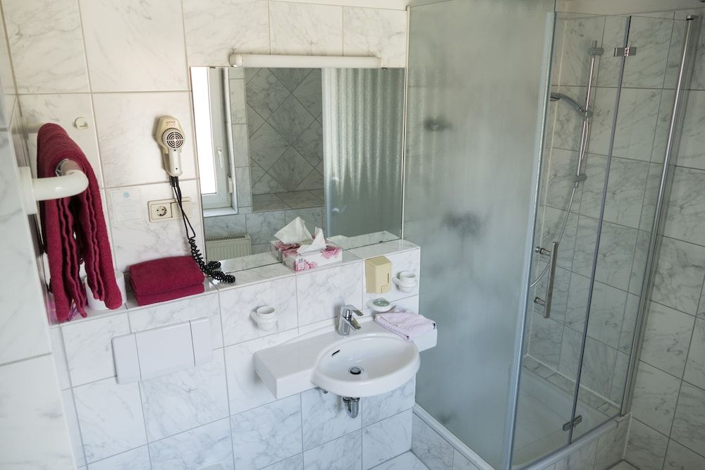 Hotel Excelsior Double Room 9