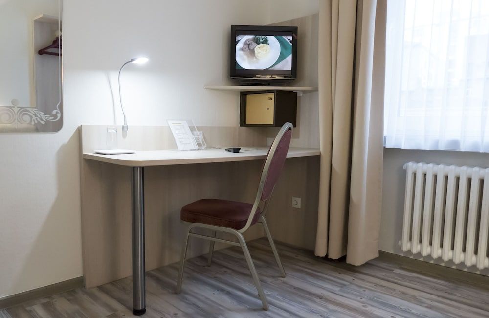 Hotel Excelsior Single Room 11