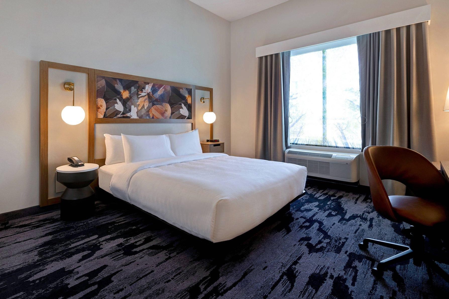 Guest Room, 1 King