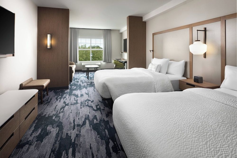 Suite, Multiple Beds