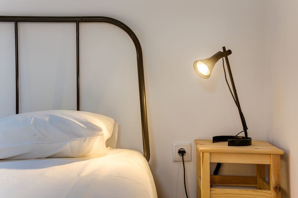 Deluxe Studio, Private Bathroom (B)