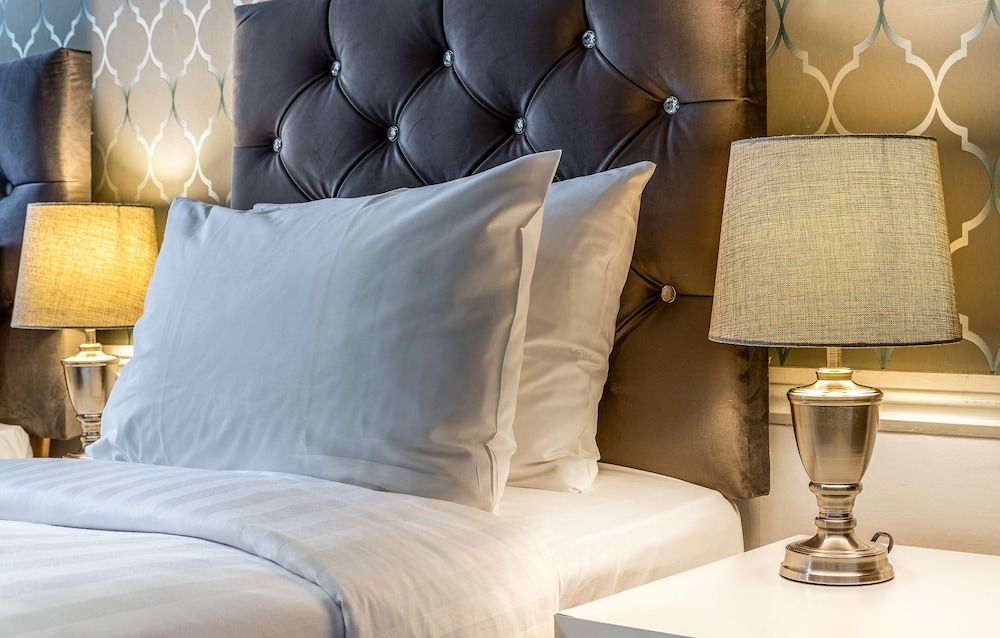 undefined Clifden House by Nina 8