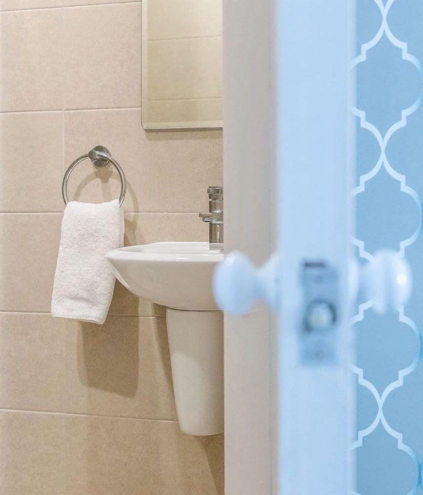 undefined Clifden House by Nina 10