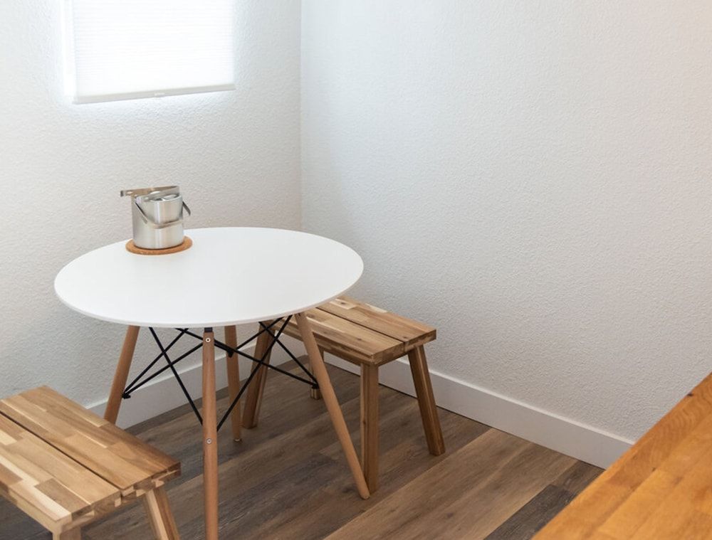 The Nightingale Motel Queen Kitchenette 6