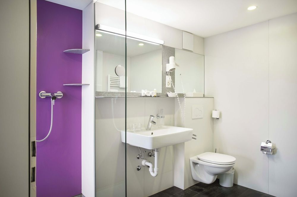 Hotel Restaurant Resslirytti MEDIUM DOUBLE ROOM BACKYARD 4