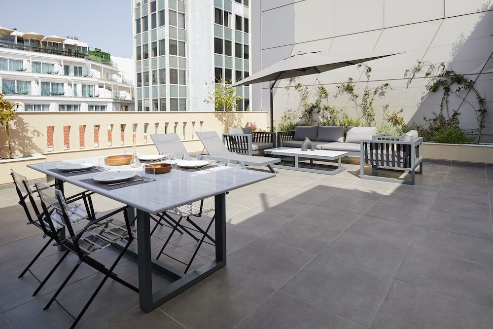 Athens Ikon Exclusive Junior Suite with Terrace 6