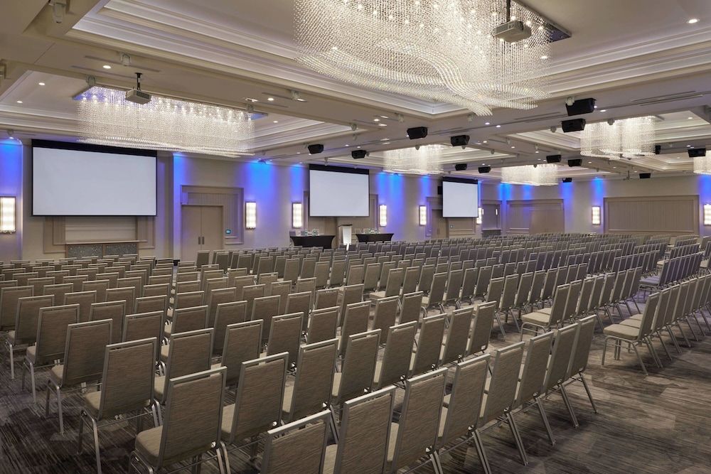 Courtyard by Marriott Oshawa