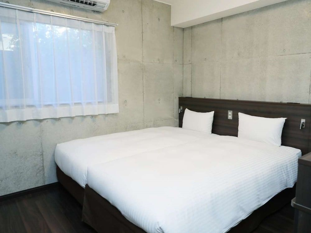 Standard Twin Room, 2 Bedrooms, Non Smoking, Refrigerator