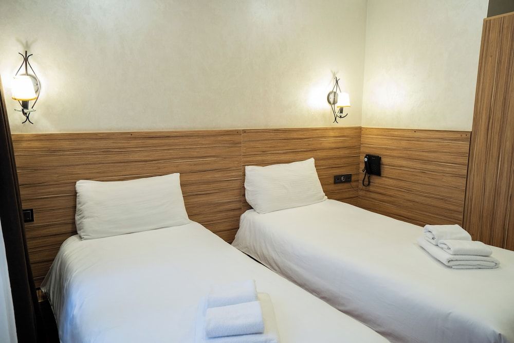 undefined Mildom City Hotel 6