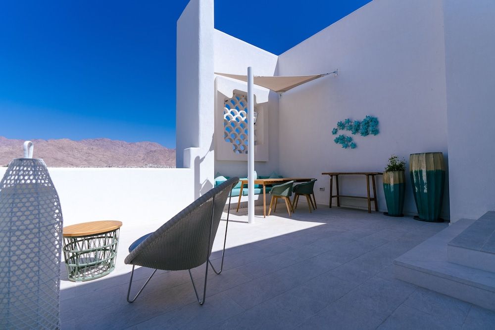 Cloud 7 Residences Ayla Aqaba Penthouse, 3 Bedrooms (Mountain) 2