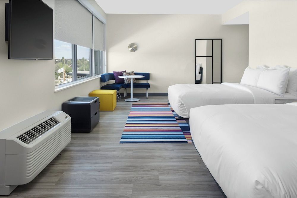 aloft, Room, 2 Queen Beds, Non Smoking