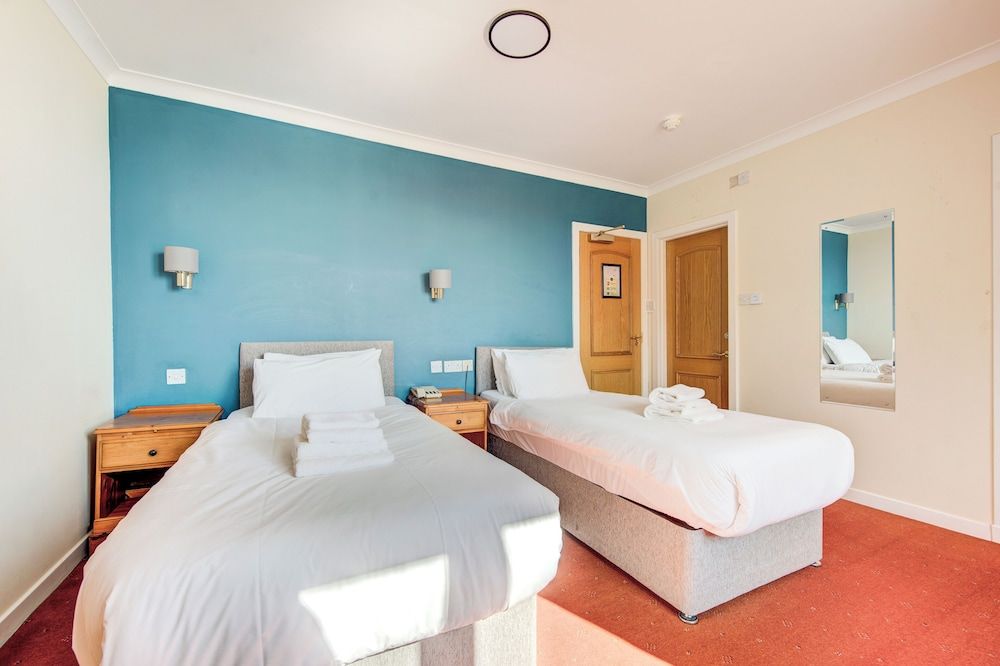 Onich Hotel Standard Twin Room 4