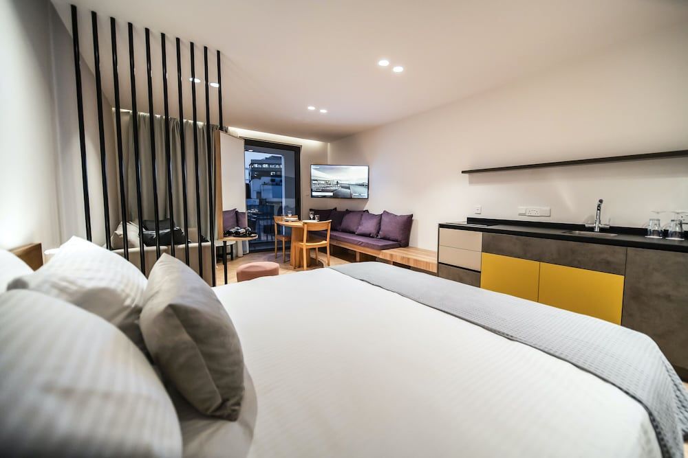 Alinea Suites Limassol Center Deluxe Studio Suite 8