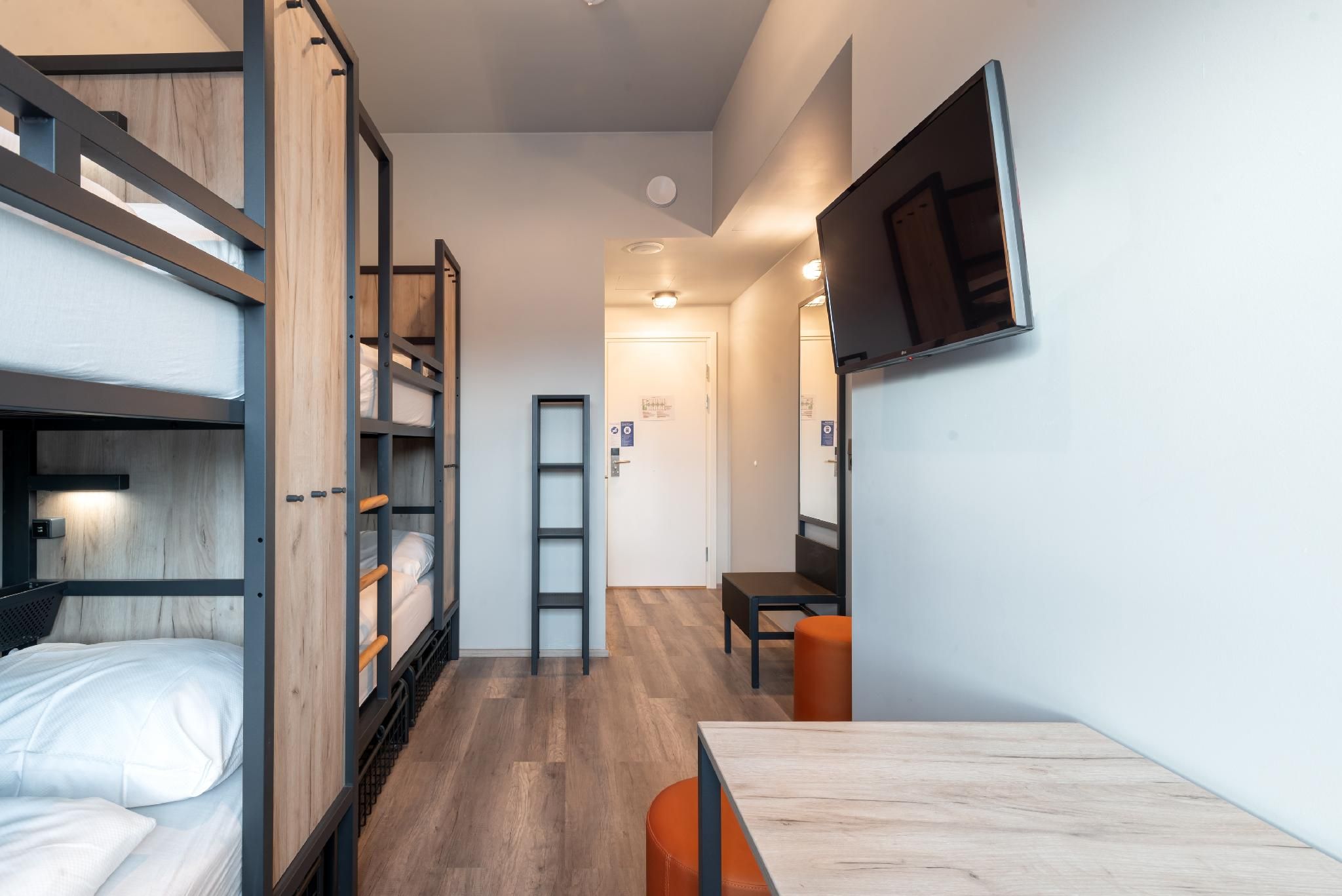 Bed in 6-Bed Dormitory Room
