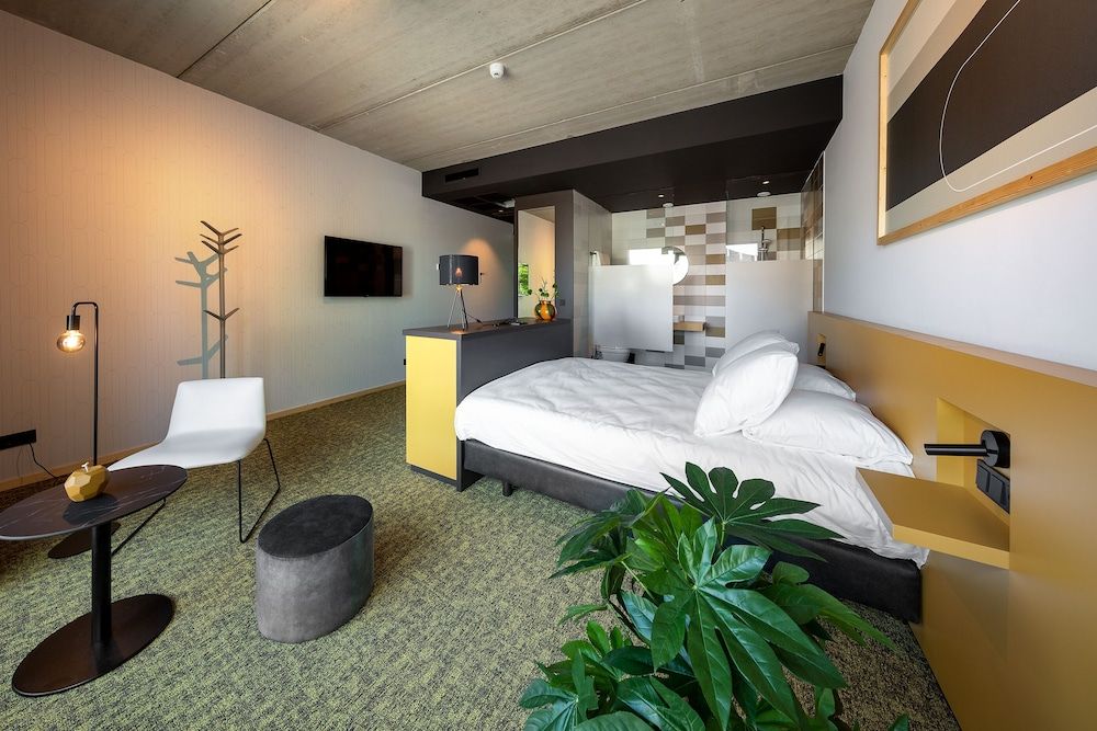 Mr Jigs Studio Suite 2