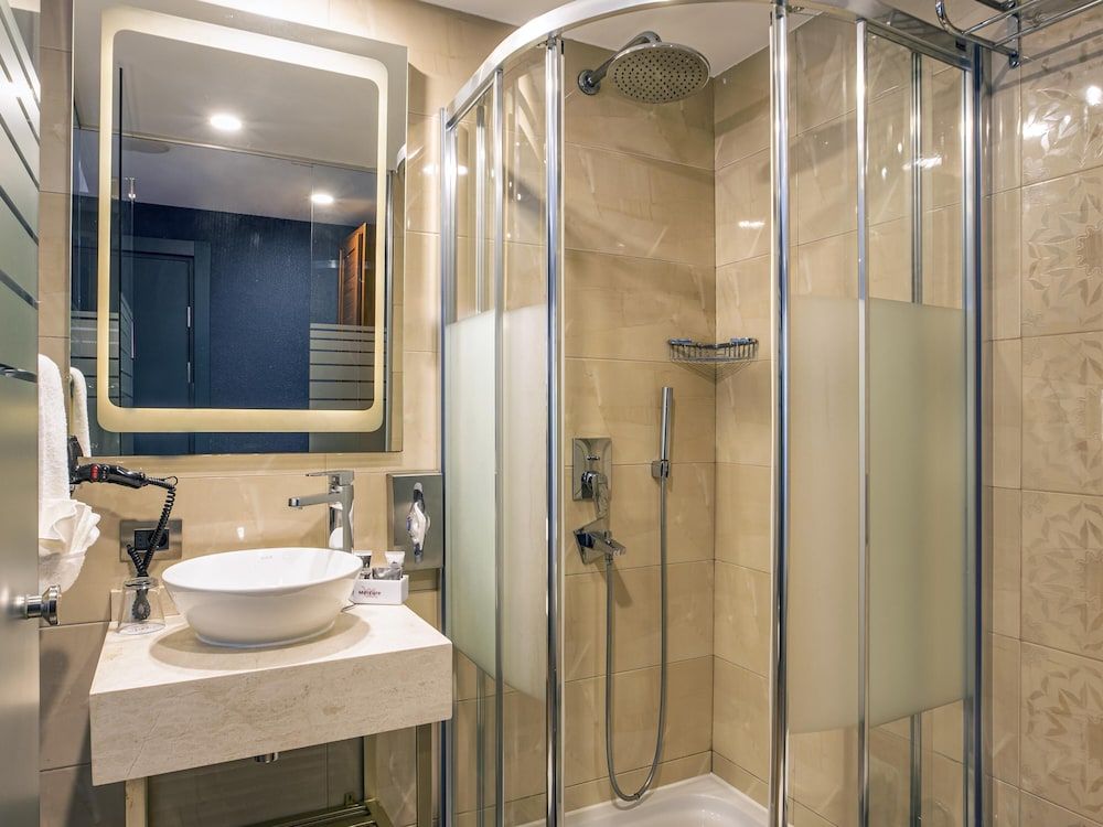 undefined Mercure Istanbul Bakirkoy 10